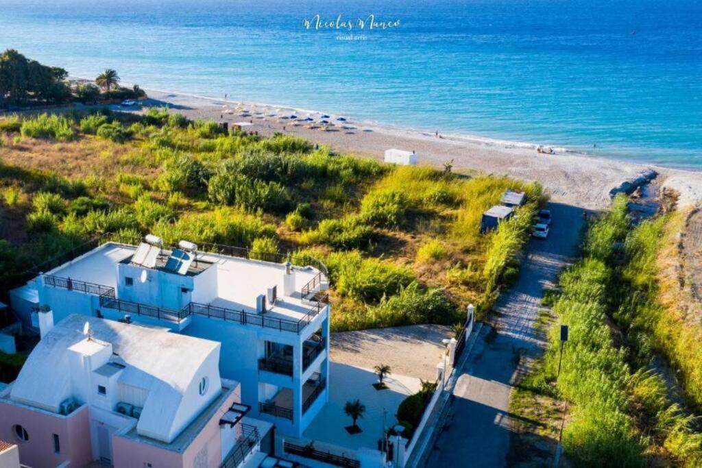 White&Blue Luxury Suites Ialysos (Rhodes) Exterior foto